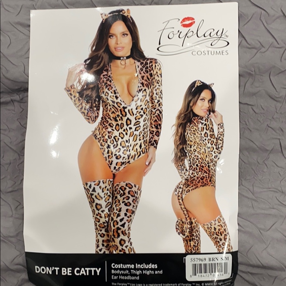 Halloween Costume never worn too big